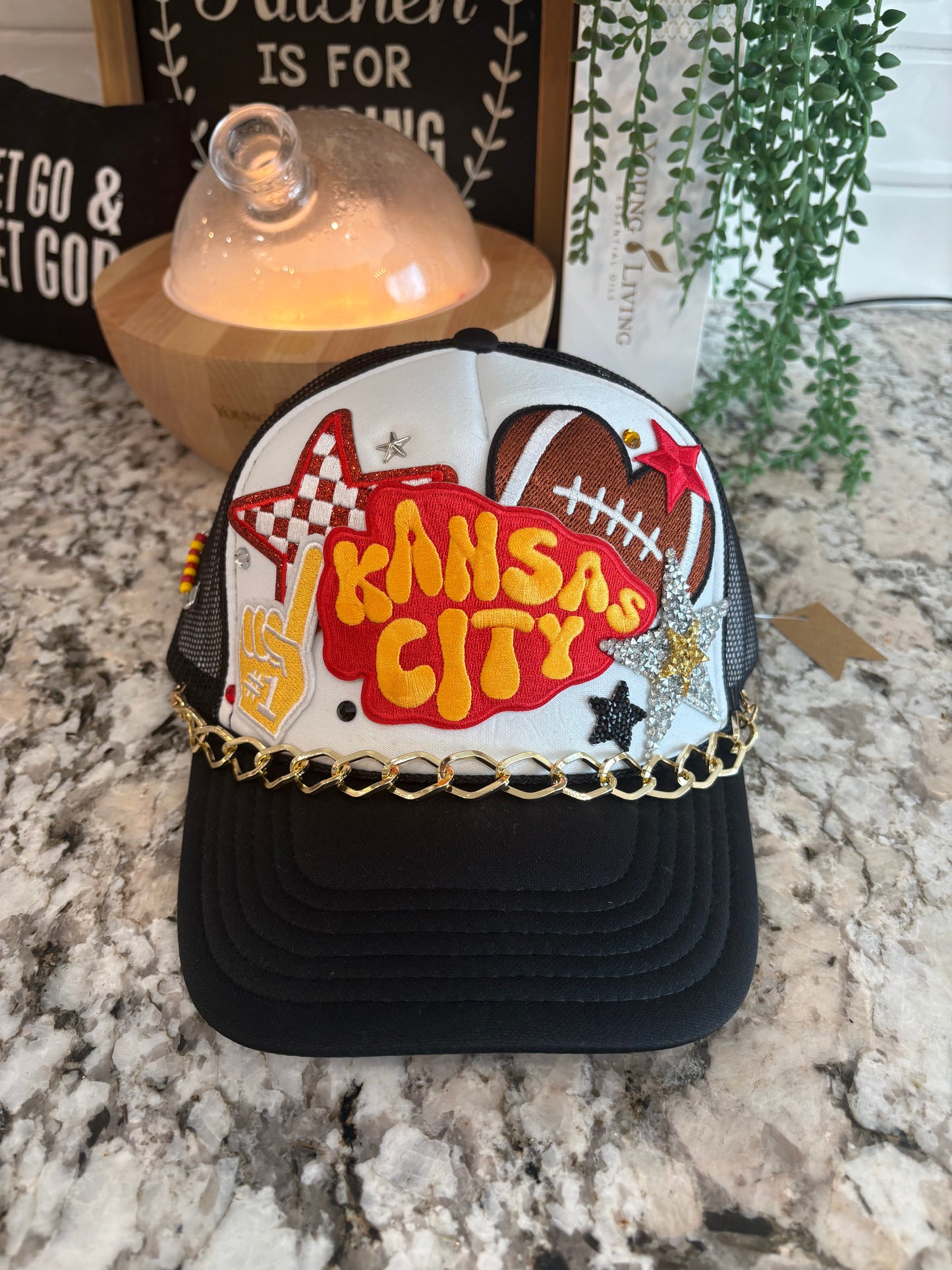 GROOVY KC HAT
