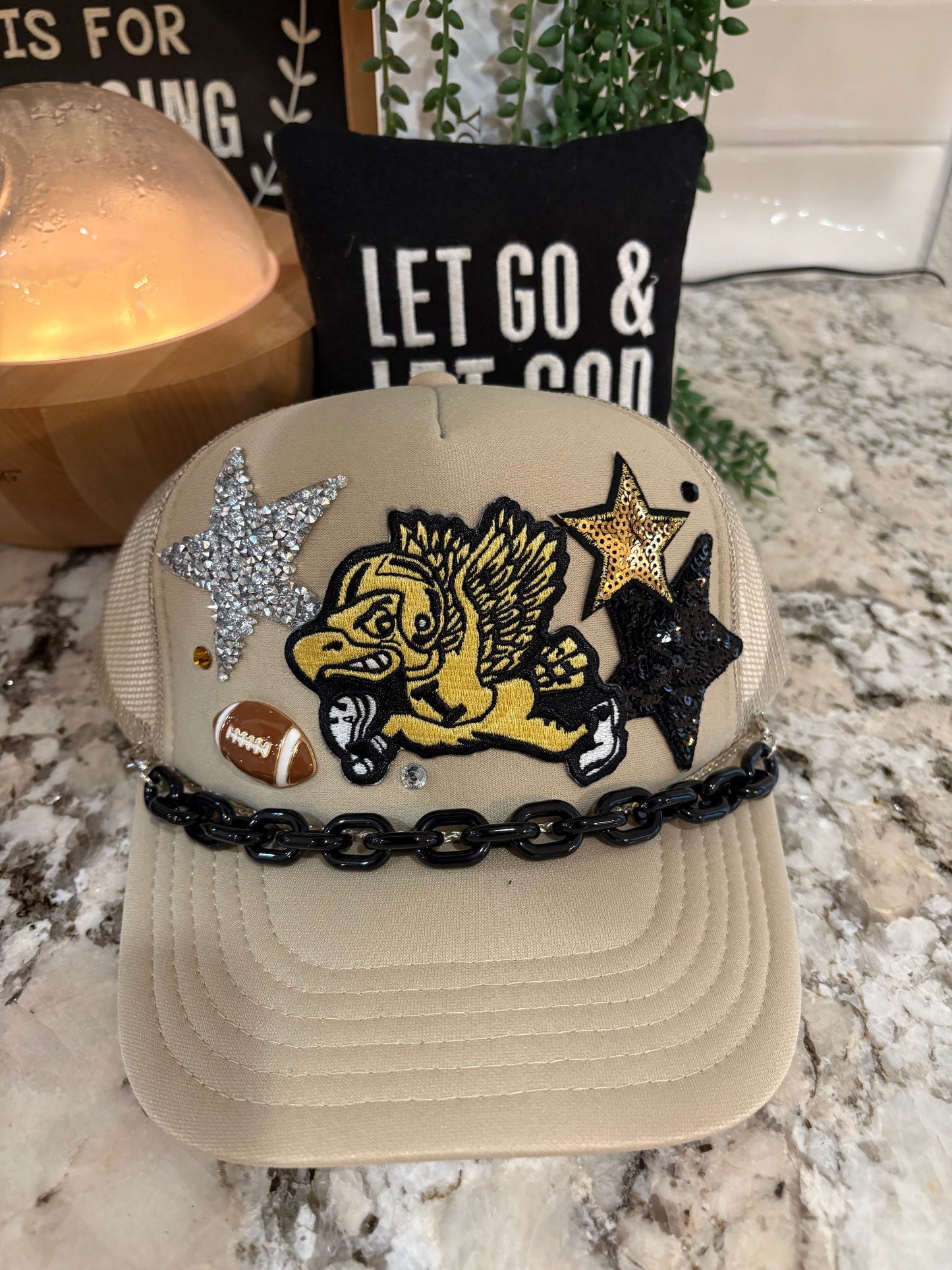 HAWK CHUNKY CHAIN HAT